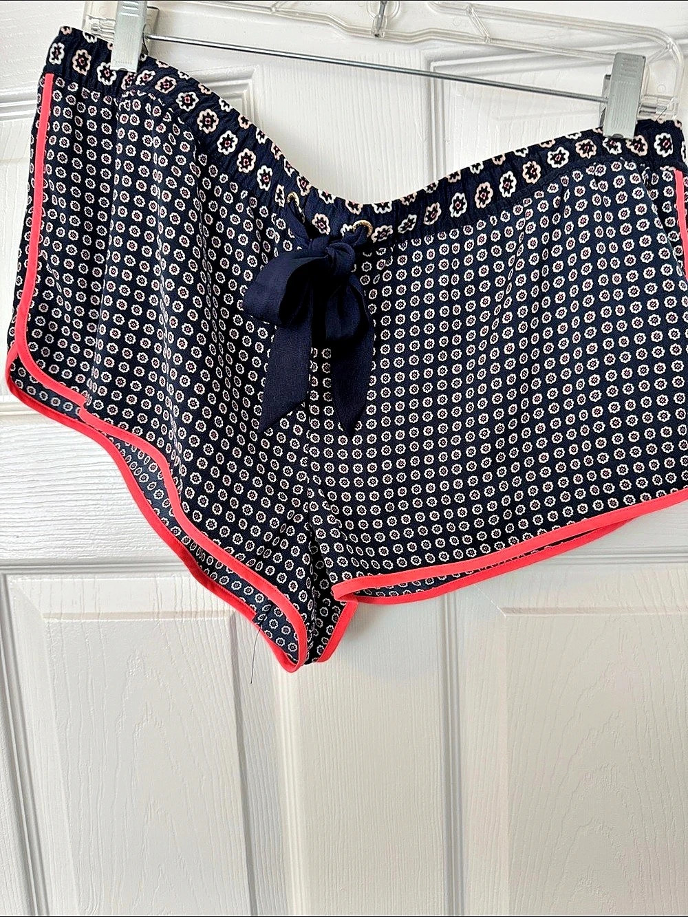 Juicy Couture Regal Faux Hem Flrl Short geometric sleep Shorts Navy Blue & Pink.